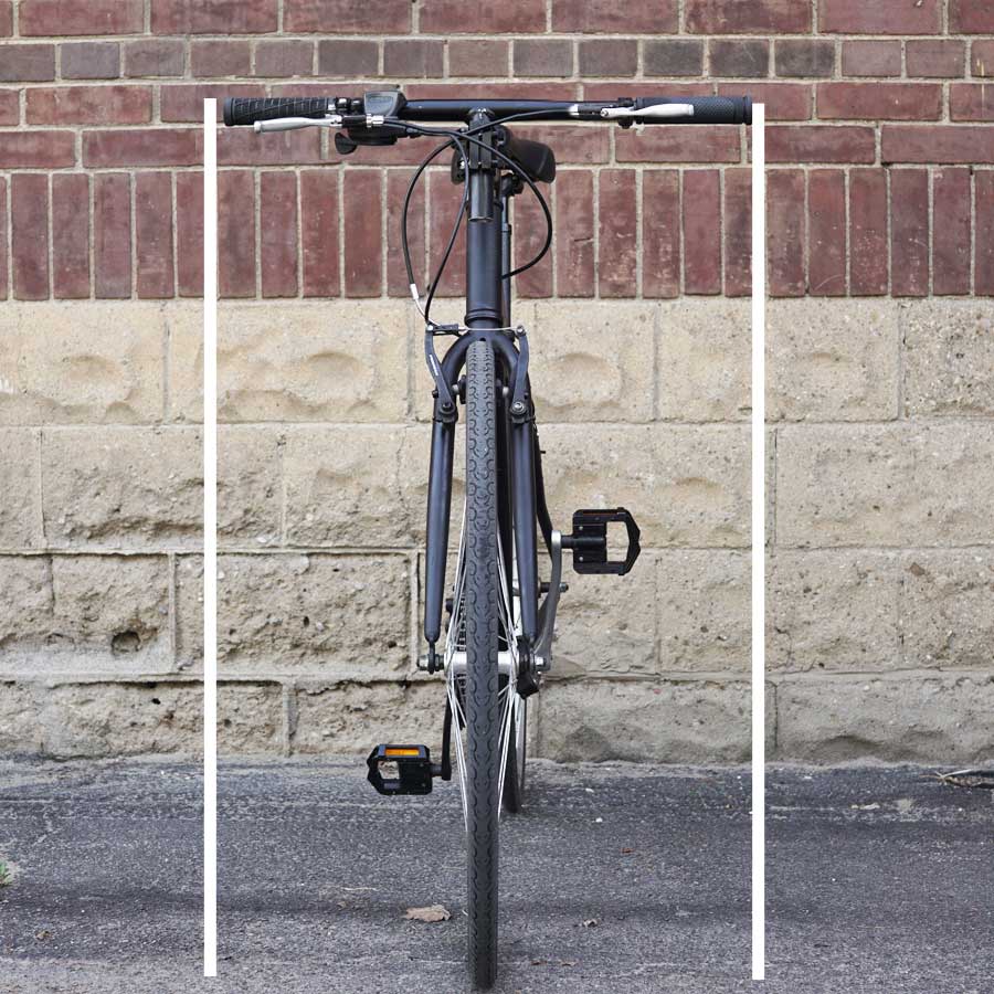 Bike width without  Revelo THINstem and folding pedals